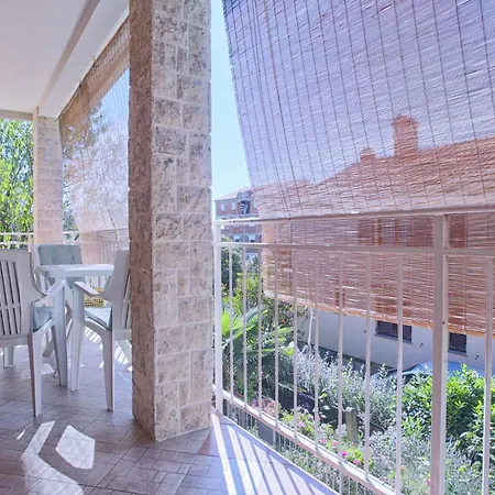 Mladen - A1 - Mpolo Medulin