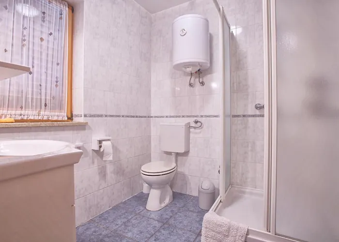 Mladen - A1 - Mpolo * Medulin