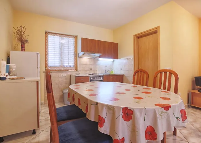 Mladen - A1 - Mpolo Apartman